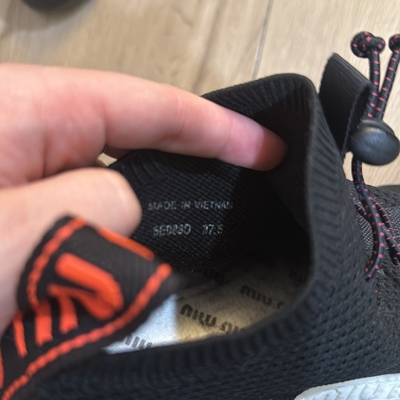 MIU MIU PRADA 5E088D BLACK KNIT MESH BUNGEE LACE SOCK SNEAKERS 37.5 US 7.5 - Picture 6 of 6